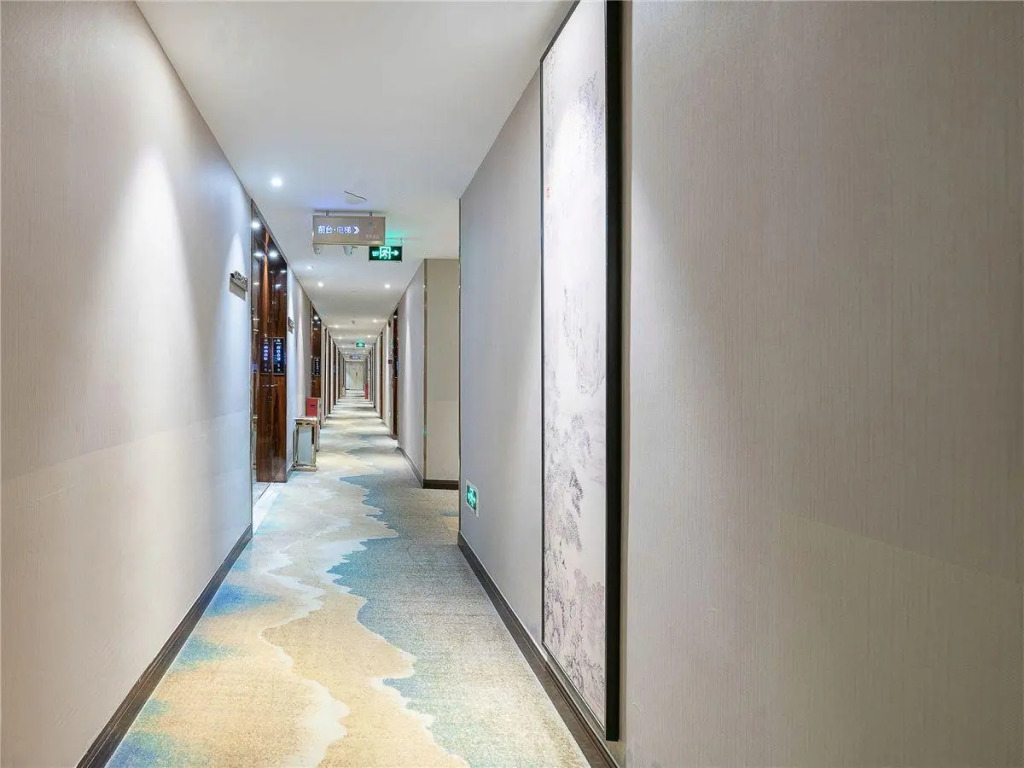 Manhao Hotel