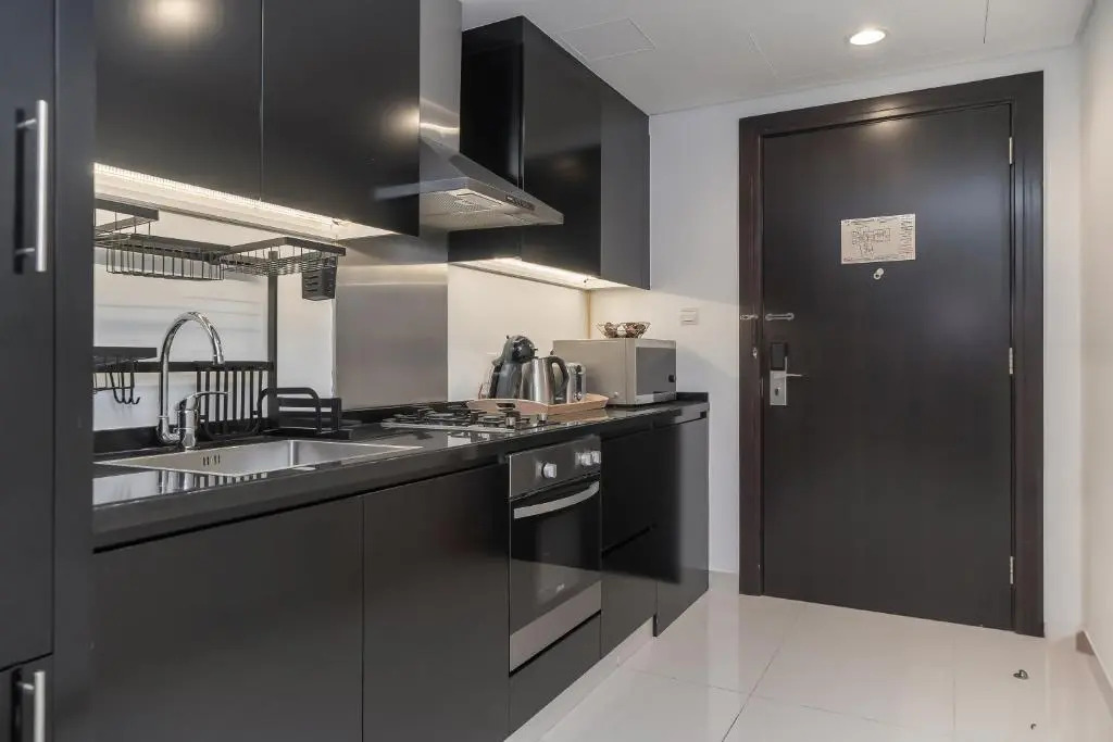HiGuests - Cozy Studio With Balcony in Business Bay