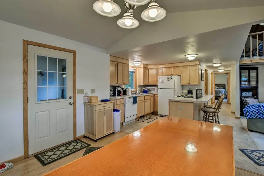 Lakefront Home w/ Seasonal Dock - 2 Mi to Skiing!