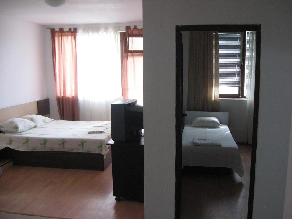 Kendros Guest House