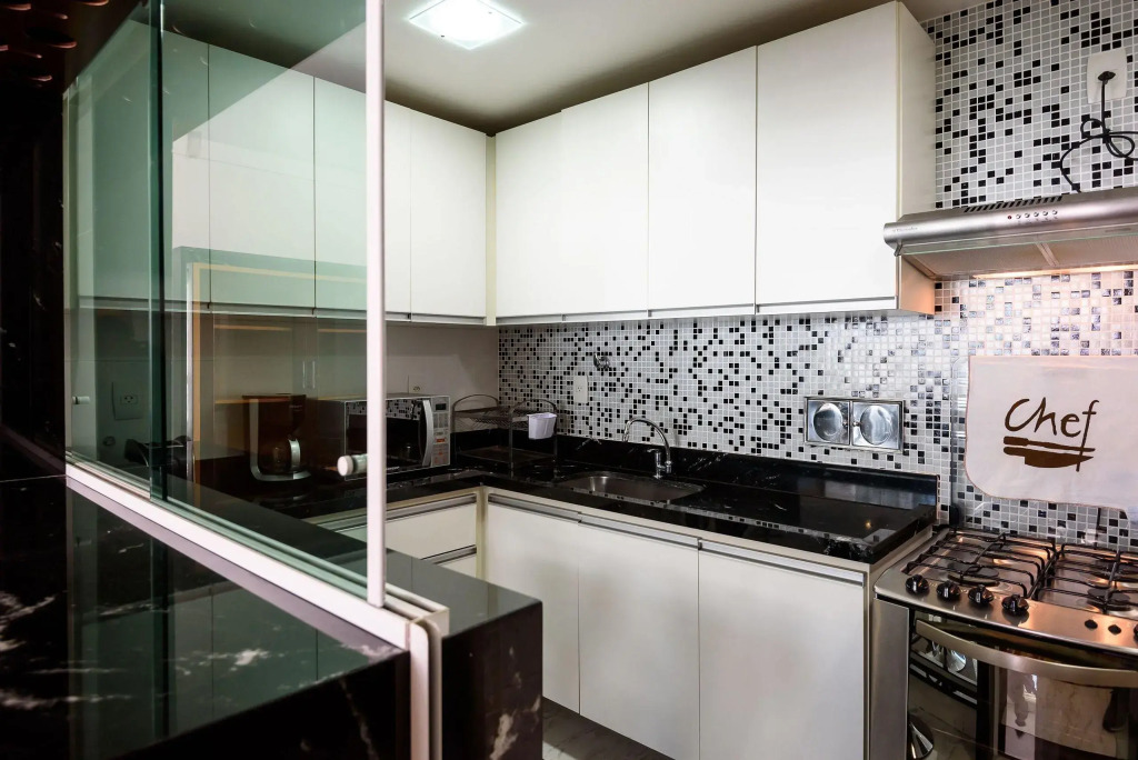 3 quartos a 200m da Praia de Ipanema | VP 220/801