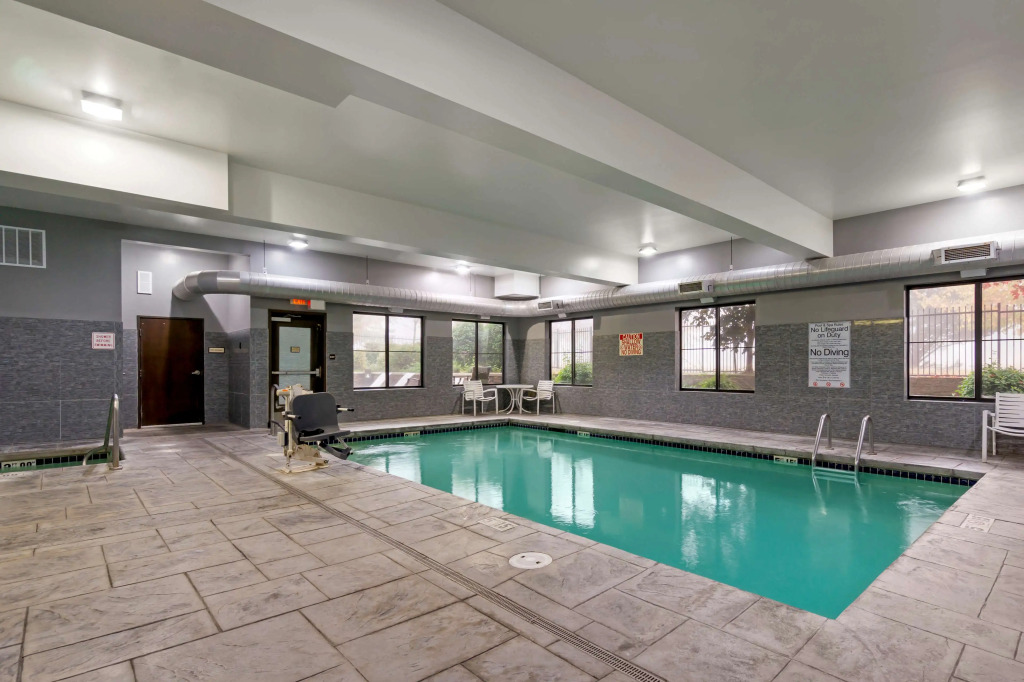 Best Western Plus Lacey Inn & Suites