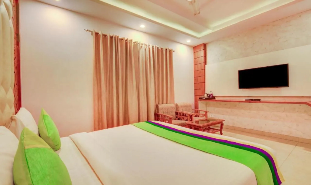 Townhouse Oak Dehradun Court Formerly GK Residency