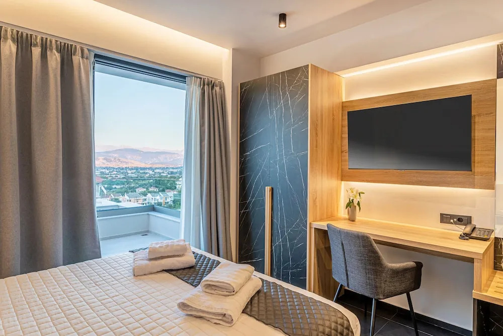 CITY HILL Luxury Apartments
