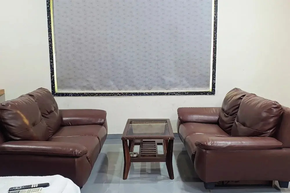 Hotel Stay Inn near Bhiwandi Thane Railway Station