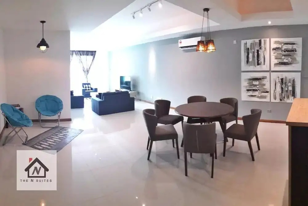 The N Suites Cozy and Spacious