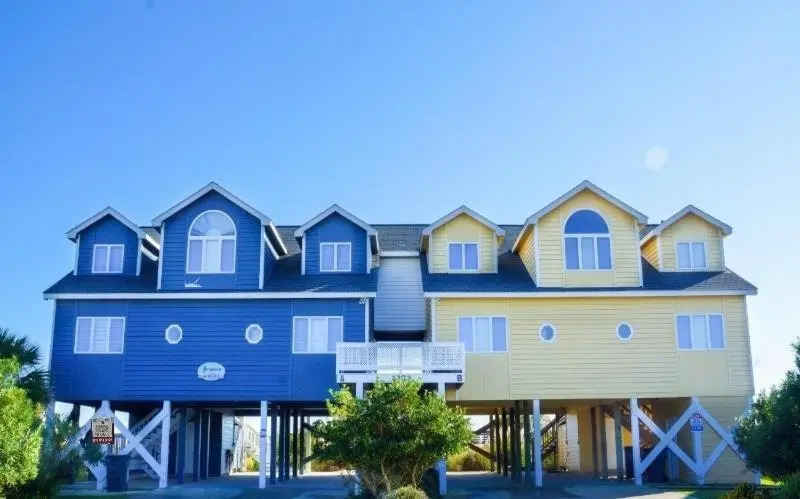 Goins By The Sea 6 Bedroom Home by Redawning
