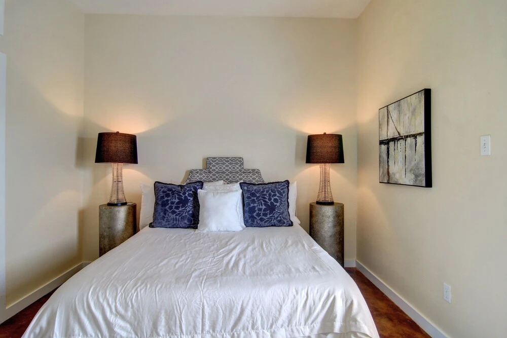 7th Sunrise 3 Bedroom Condo by RedAwning