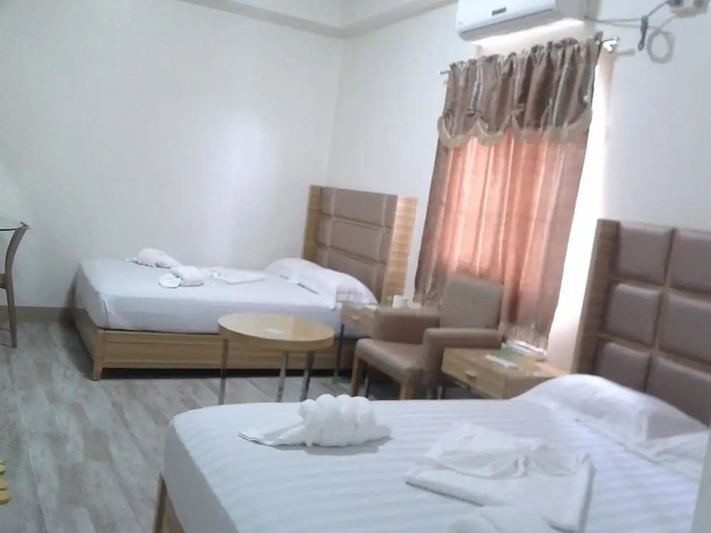 Meaco Hotel - Calbayog
