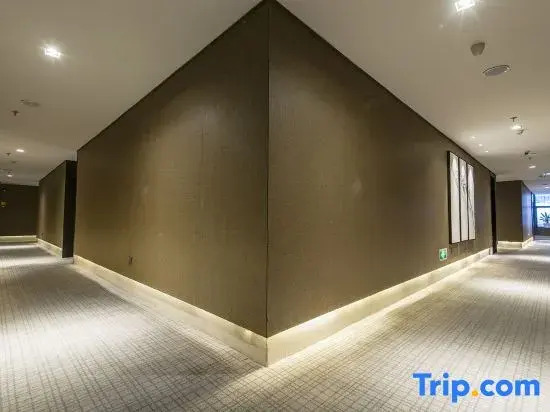 Shuibu Joy Spa Hotel