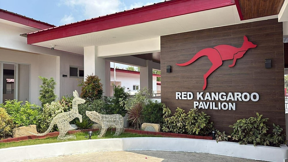 Kangaroo Hill Pavilion and Resort