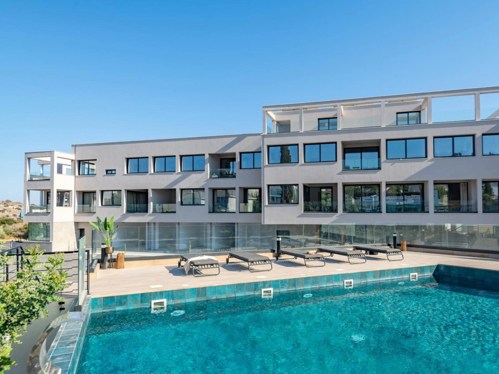 Sanders River Plaza, Smart 2 Bedroom Apartment With Terrace
