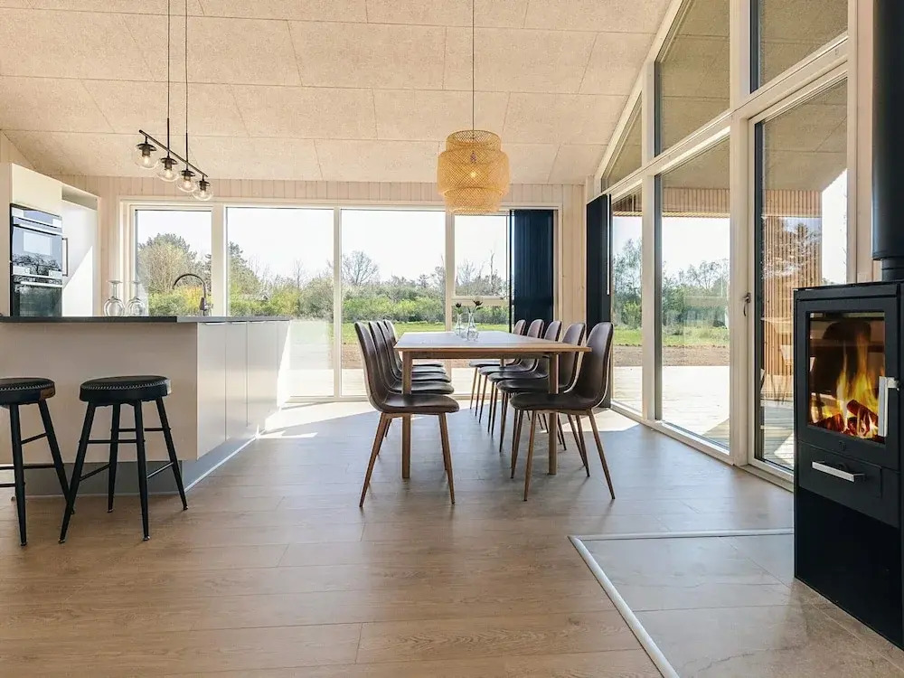 5 Star Holiday Home in Humble