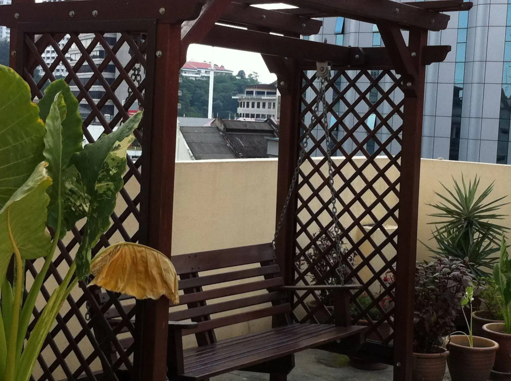 The Explorers Guesthouse and Hostel
