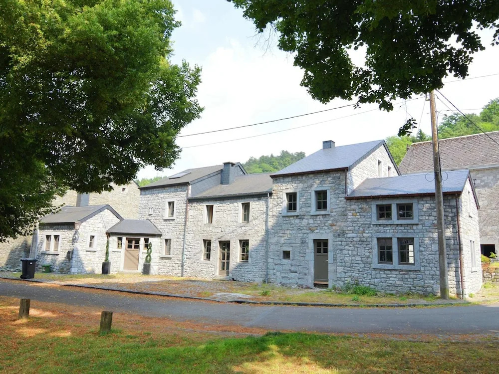 Spacious Place in Hamoir