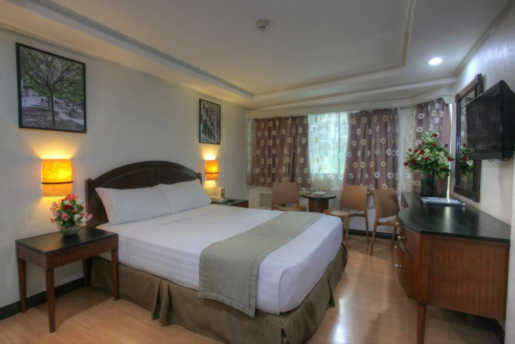 Fersal Hotel Neptune Makati