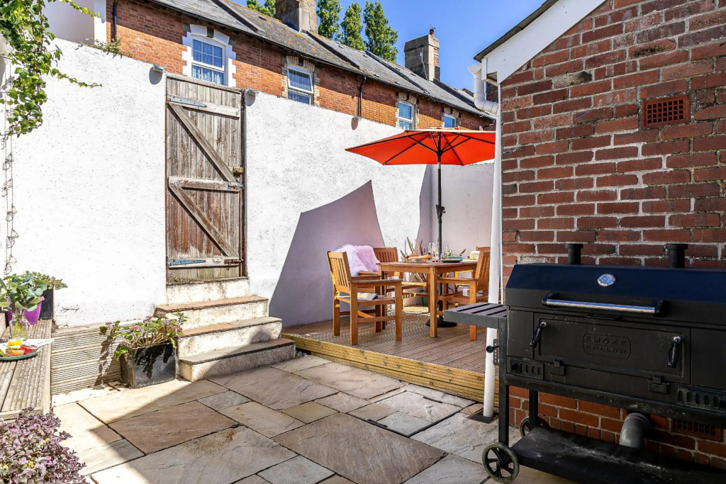 The Terrace - Light Bright Characterful Near Beaches