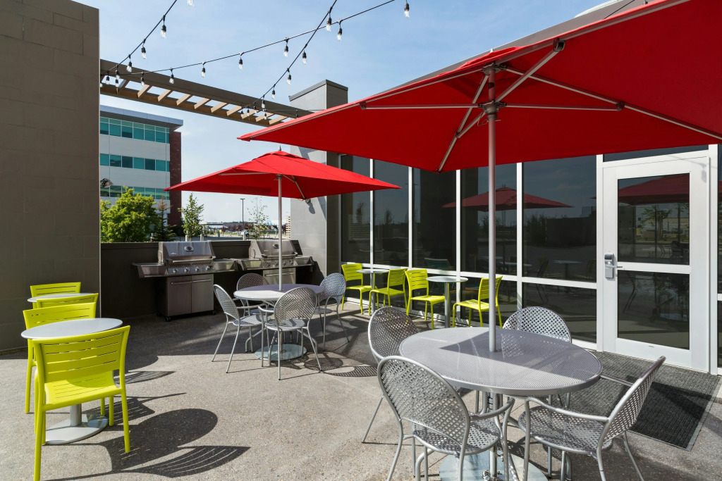 Home2 Suites by Hilton West Edmonton