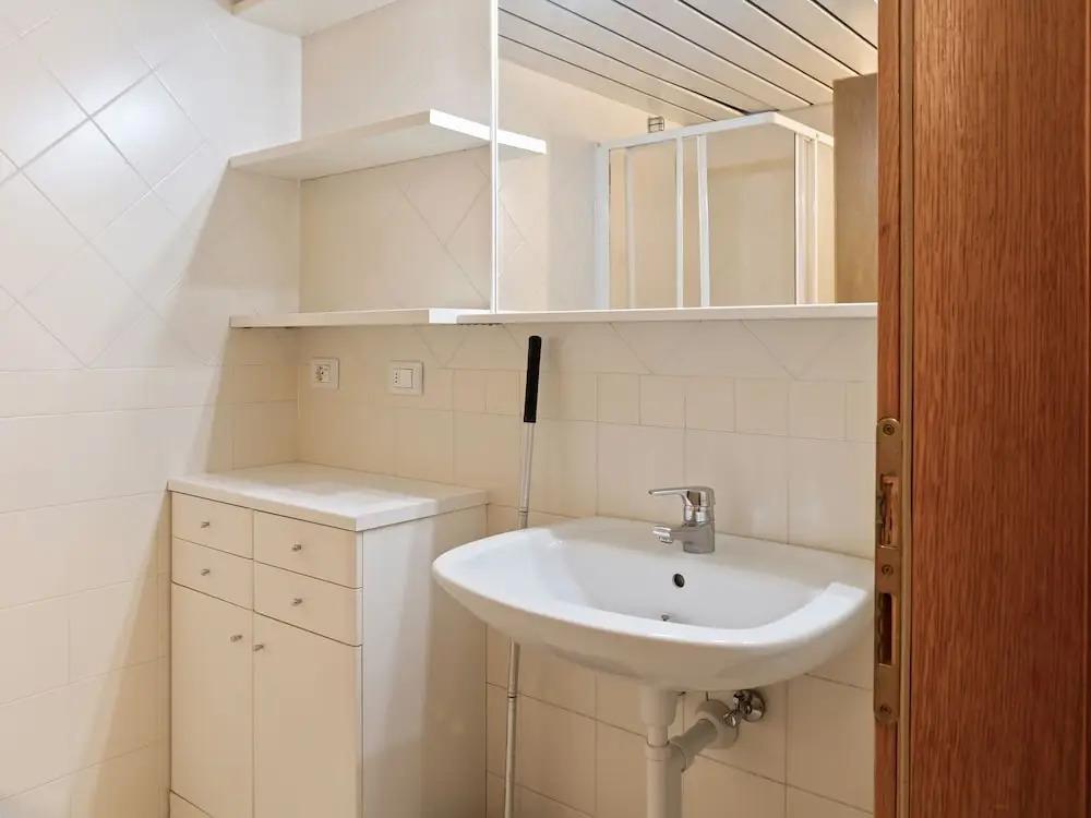 Decent Holiday Home in Mezzana With Garage