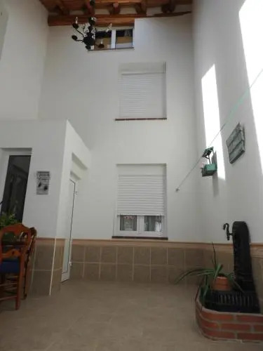 Villa Familiar l Piscina I Cine l Bbq l Sala de Juegos I 6min Segovia I 50min Madrid I 17 px