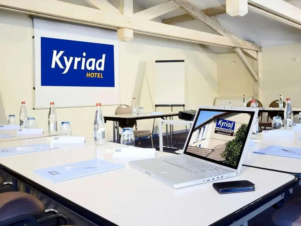 Kyriad Lille Est - Hem