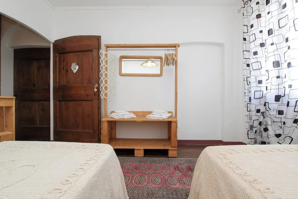 Antica "casa Cervade" Pica Venetian Farmhouse, Preserved Original From 1902