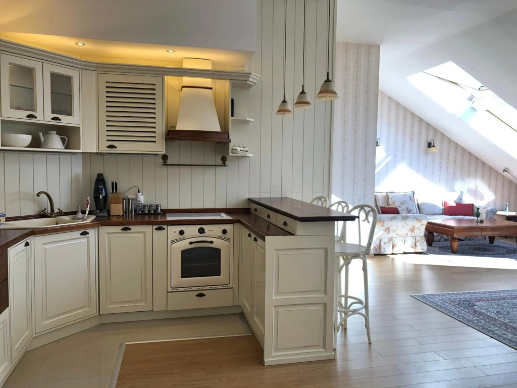 LAVISH PENTHOUSE - 2 en-suite bedrooms & SPA