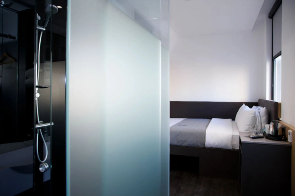The Z Hotel City