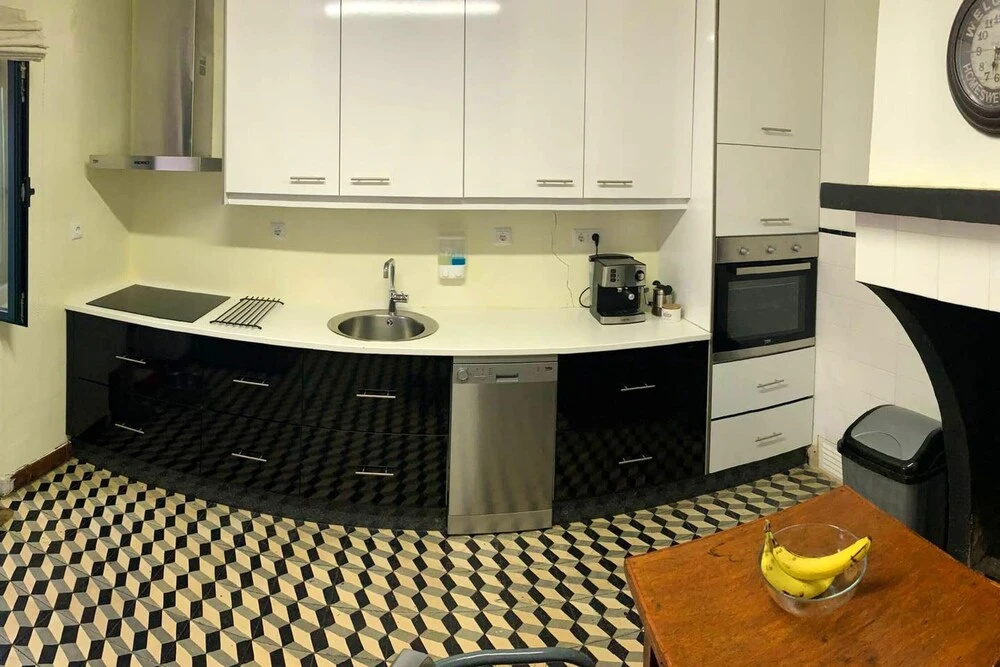 House With 3 Bedrooms in Bragança , With Enclosed Garden and Wifi Near the Beach