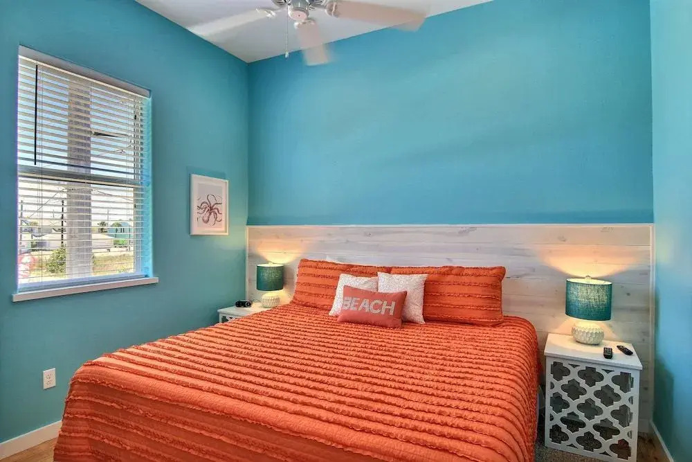 Don't Worry Beach Happy 4 Bedrooms 4.5 Bathrooms Home