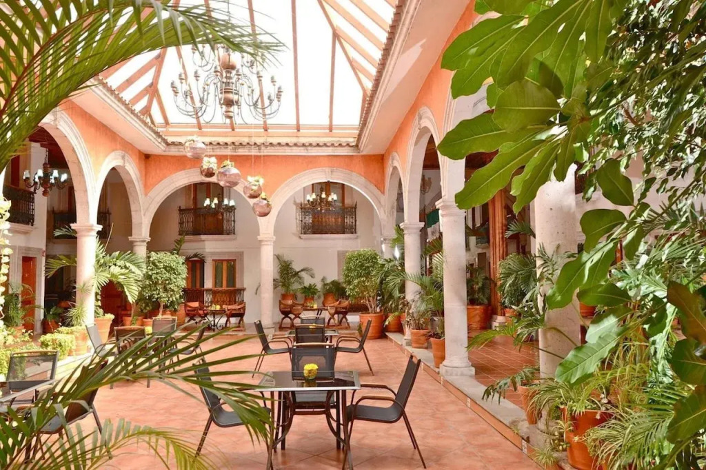 Hotel Patzcuaro