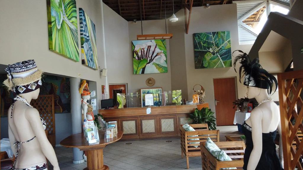 Tiki Hotel - Hospitality School of Tahiti