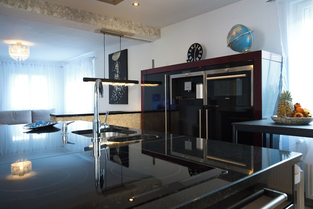 Modern Station Apartment Möhlin