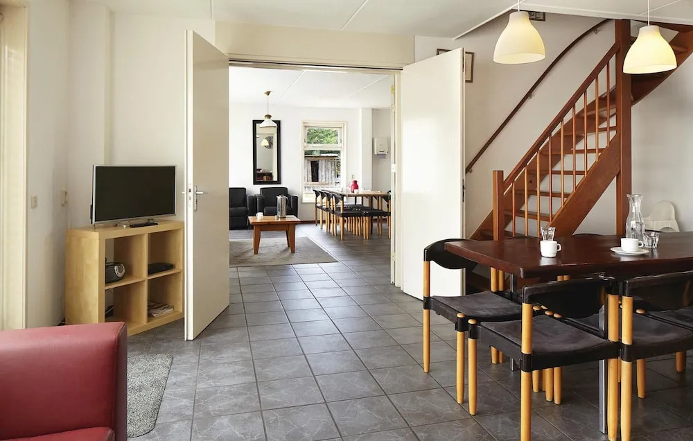 Beautiful Home in Hippolytushoef With 8 Bedrooms and Wifi
