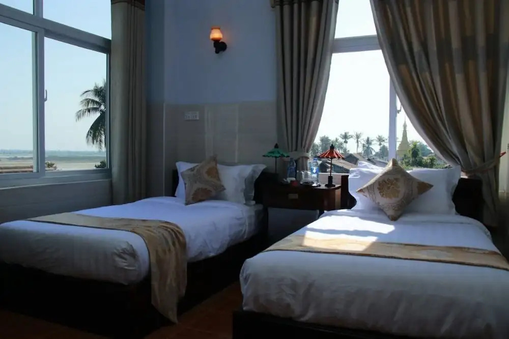 King Hotel