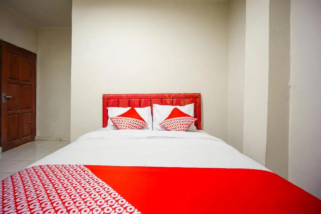 Oyo 1545 Bs Residence