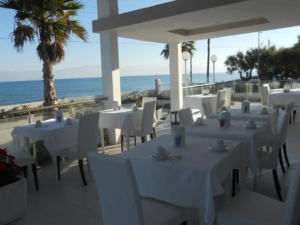 Sidari Beach Hotel