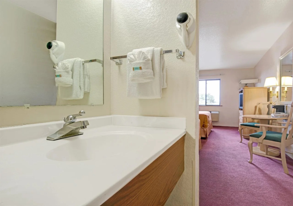 Travelodge Midtown
