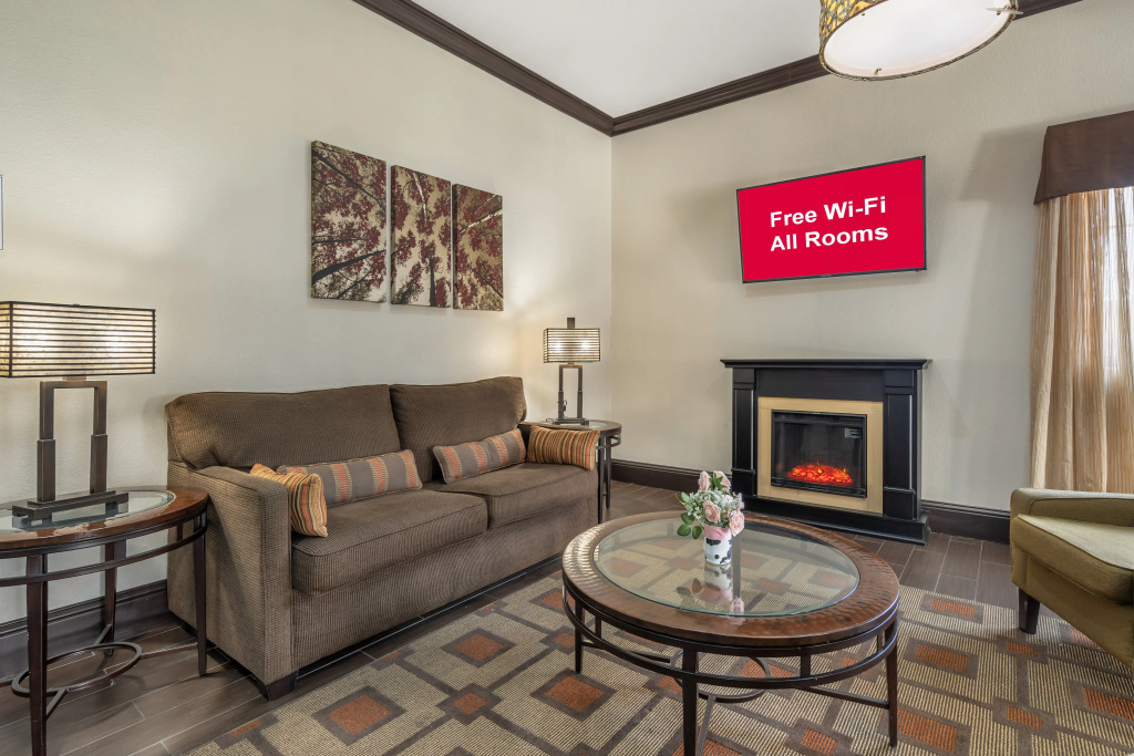 Red Roof Inn & Suites Sulphur Springs