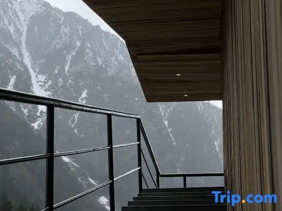 Yushan YUSA Yubeng Snow View Hotel