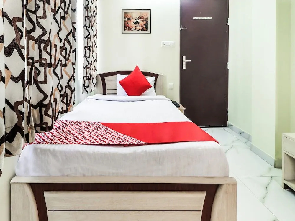 OYO 783 Om Hotel