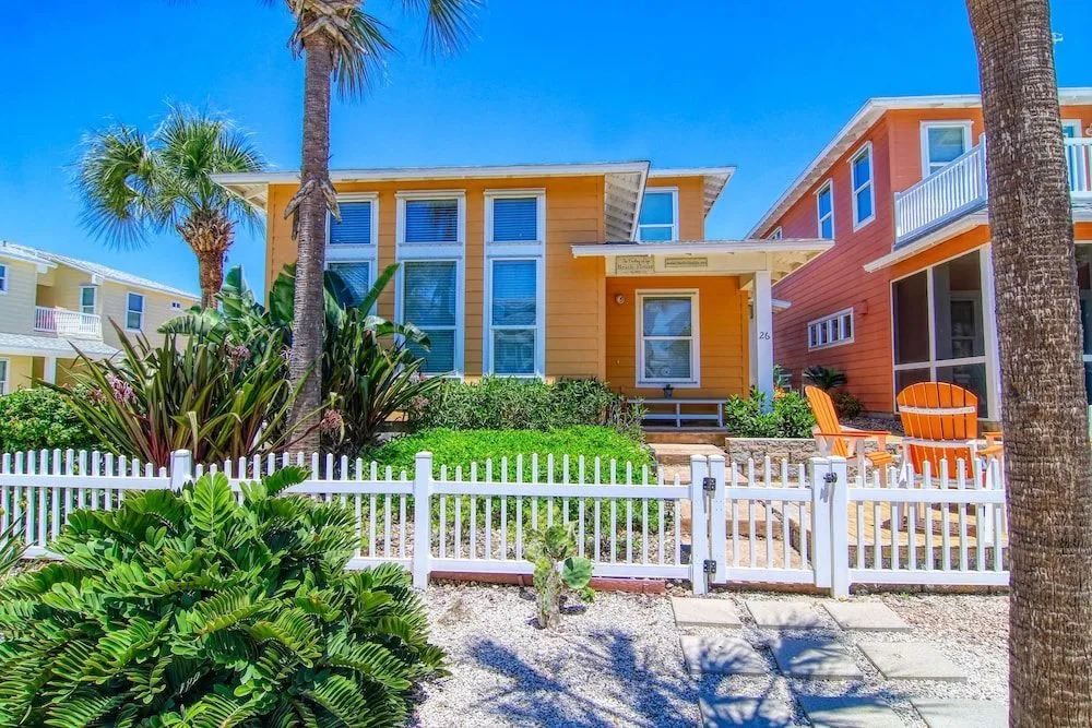The Friday Life Vw26 5 Bedrooms 4.5 Bathrooms Condo