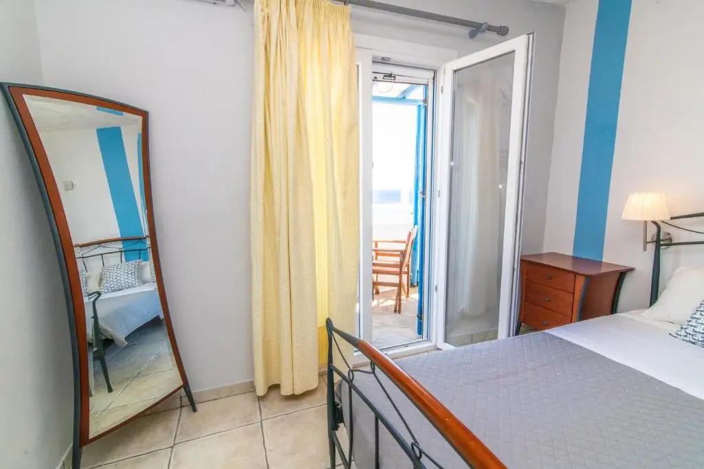 Porto Galini Tinos Tzados 107