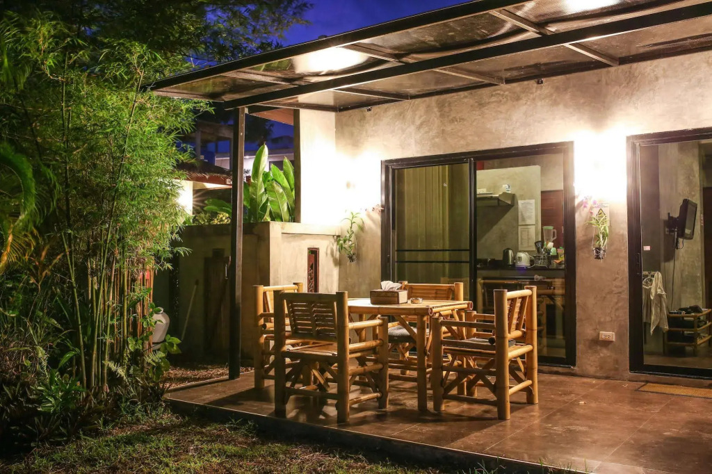 Charu Bay Villas