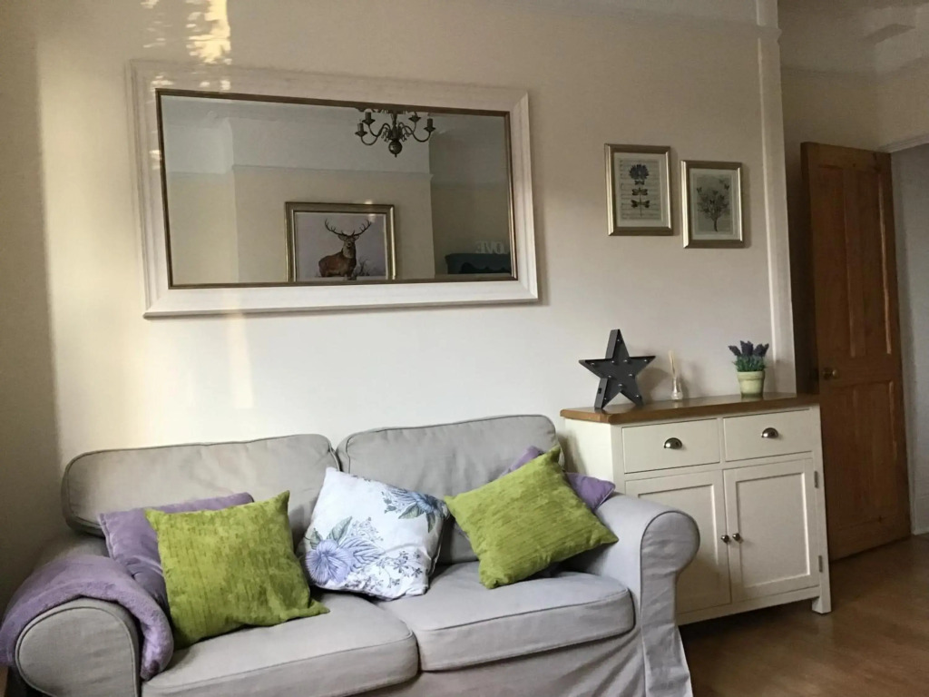 2 Bedroom Apartment
