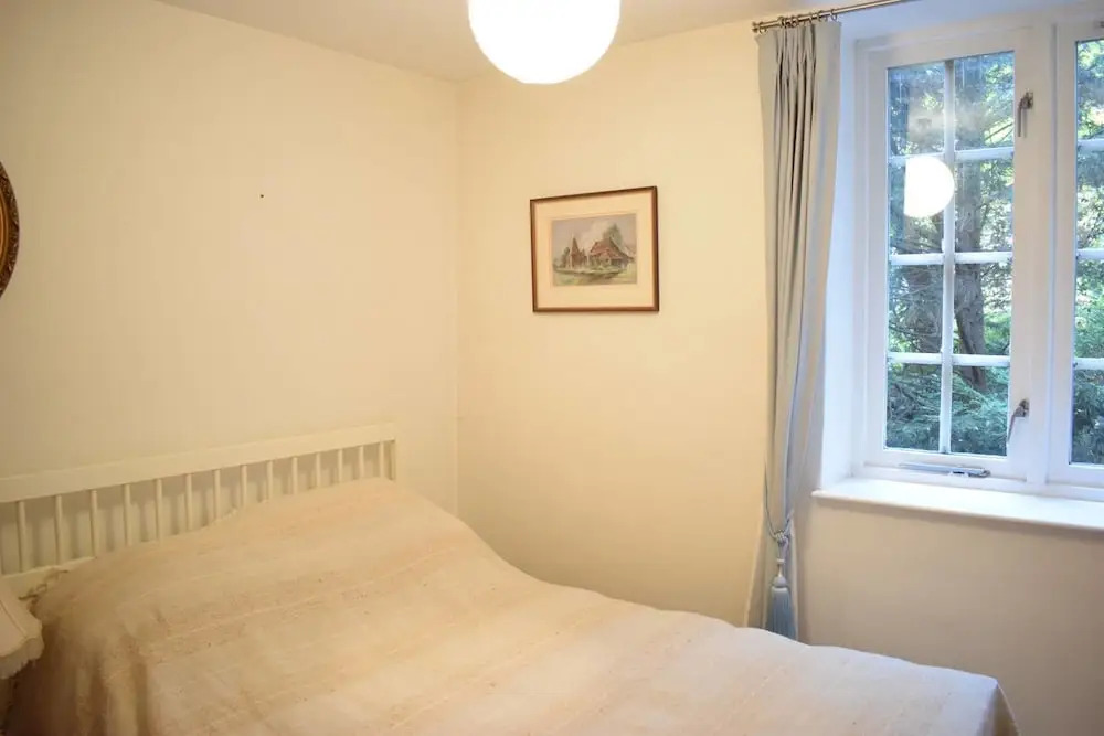 Calm 3 Bedroom Apartment in Wandsworth