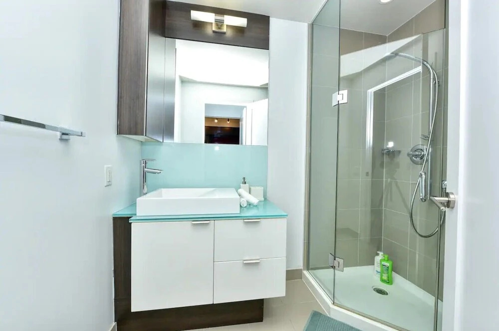 RS Suites CN Tower & MTCC