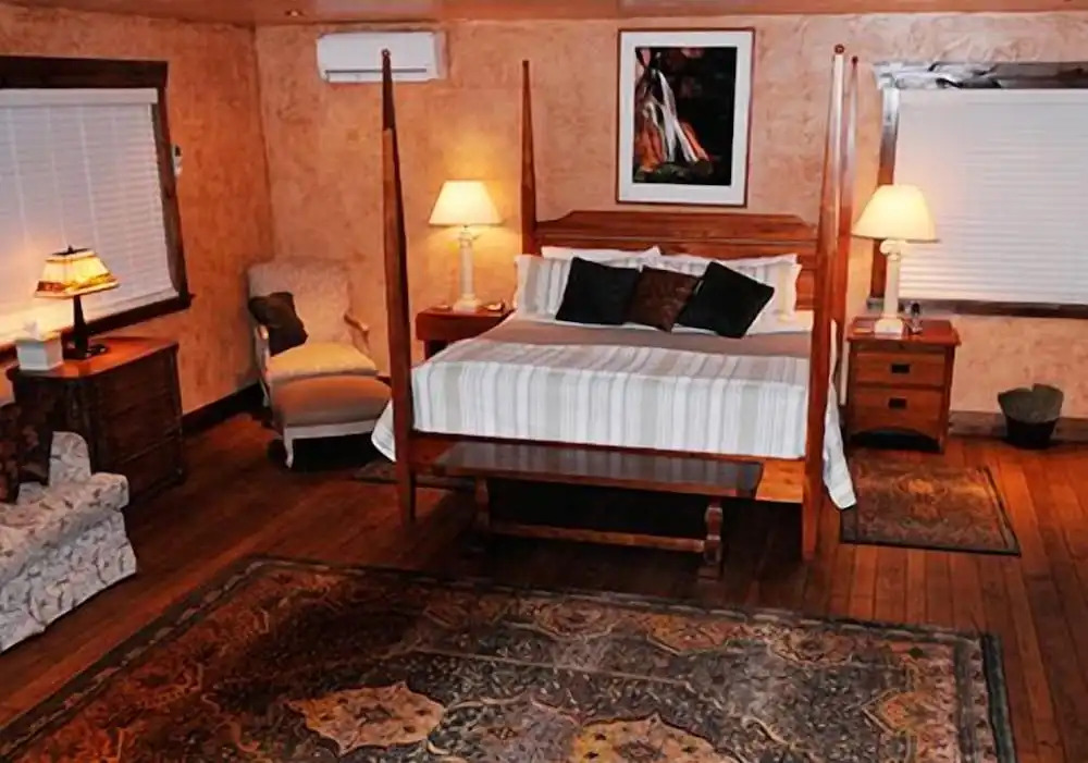 Canyon Vista Lodge
