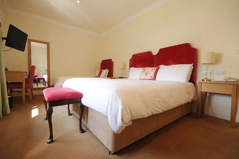 Caseys Hotel
