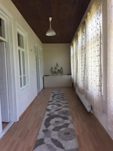 Lazuri Keria Family Guesthouse